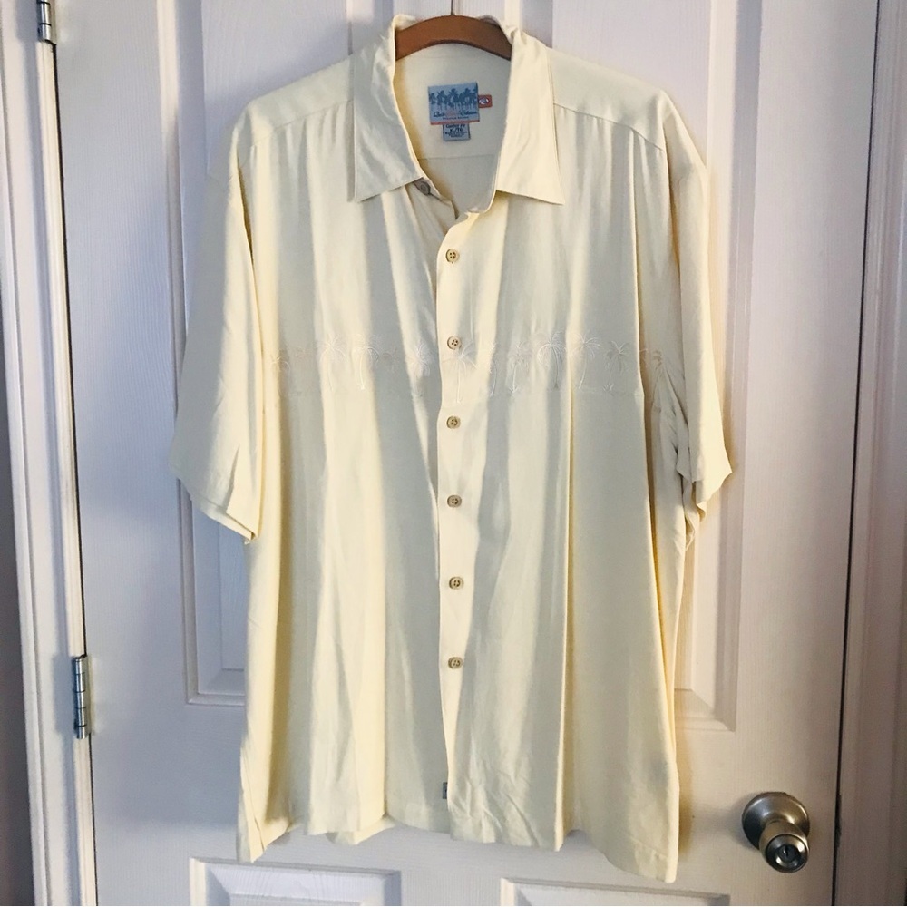 QuikSilver Hawaiian Cream Short Sleeve Shirt Size XL NWOT Rayon